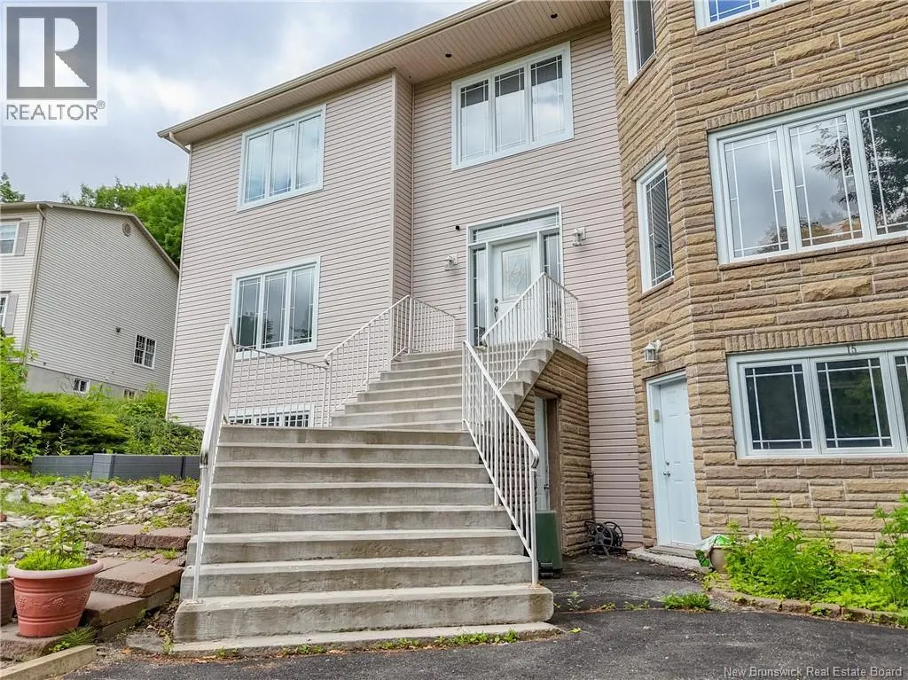 15 Gervais Court