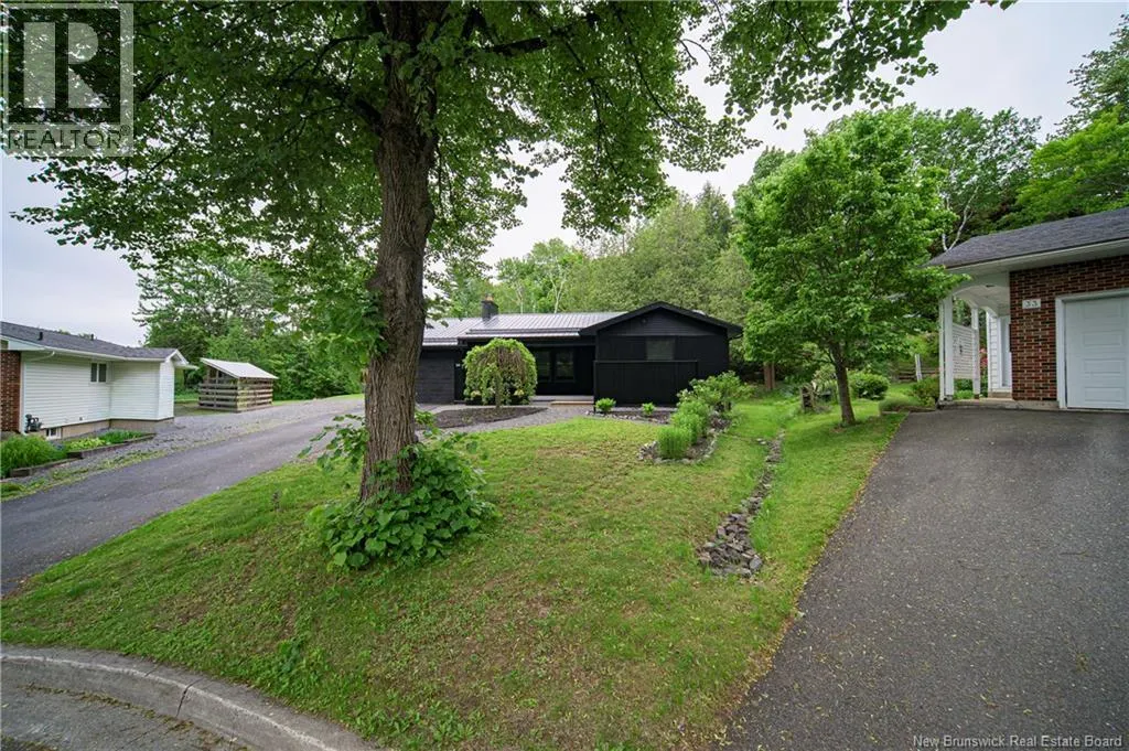 34 Simcoe Court