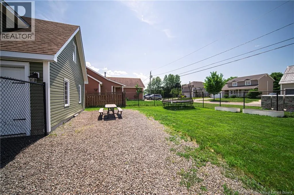10 Emma Court