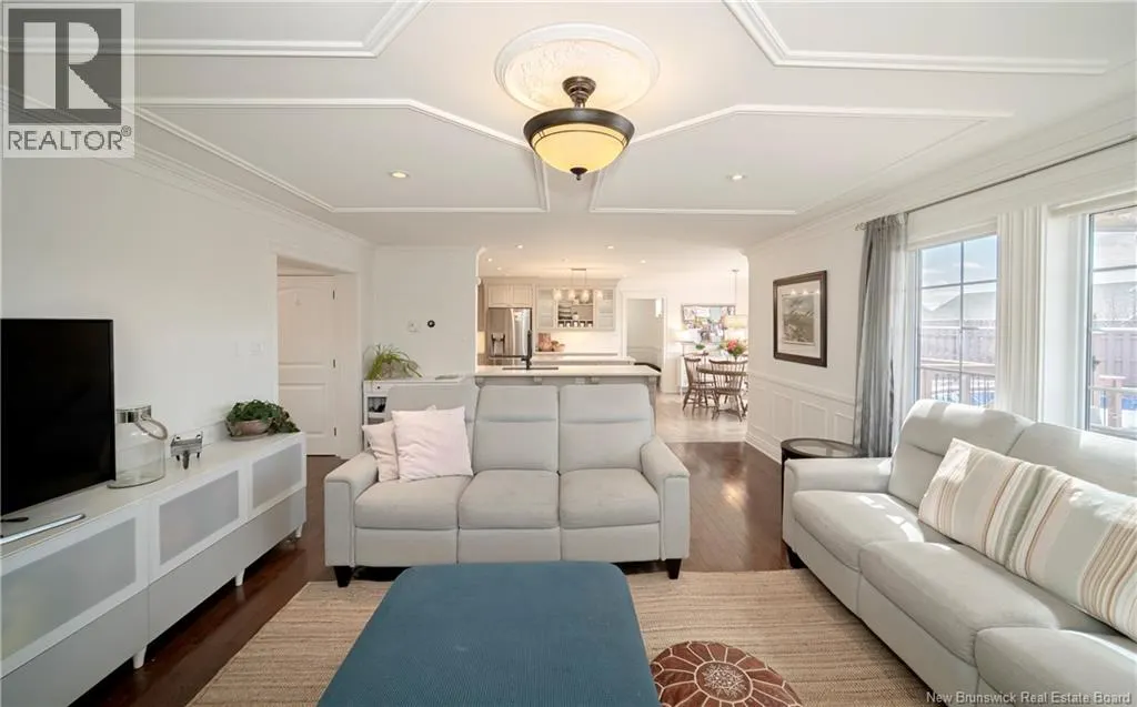 10 Emma Court