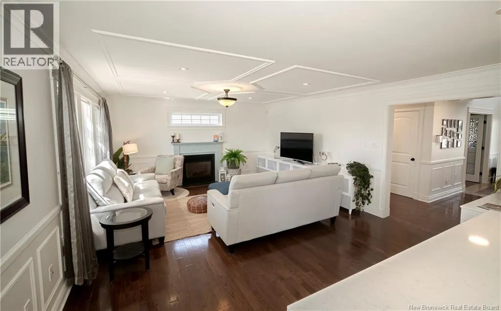 10 Emma Court