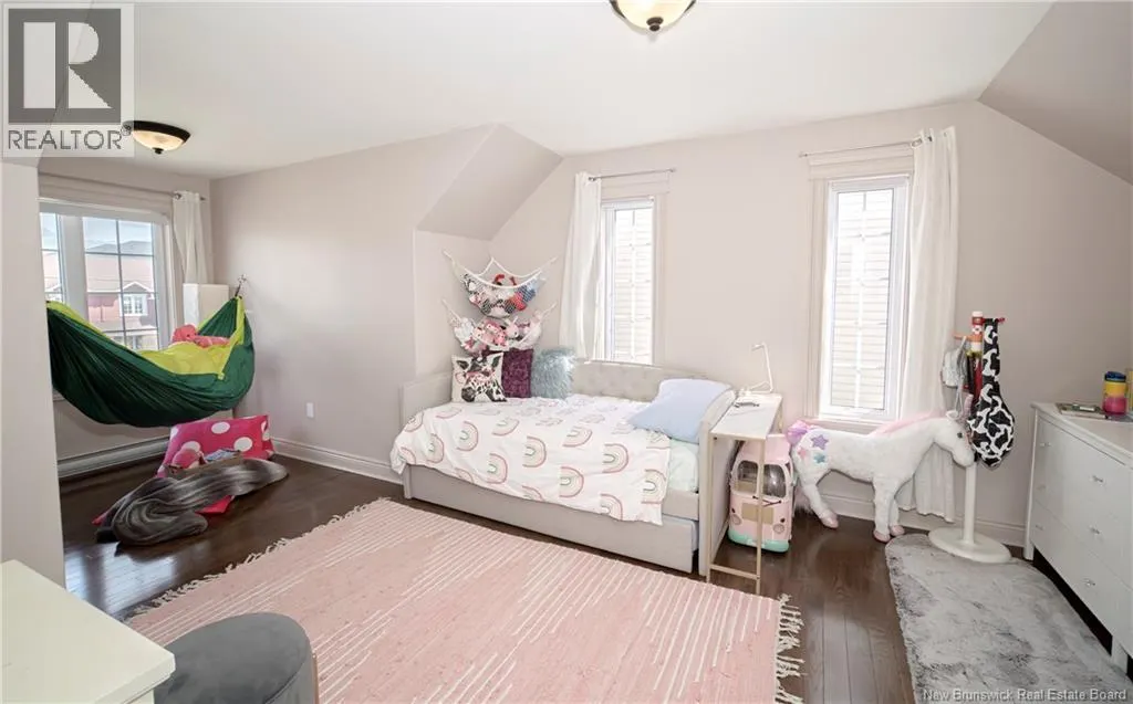 10 Emma Court