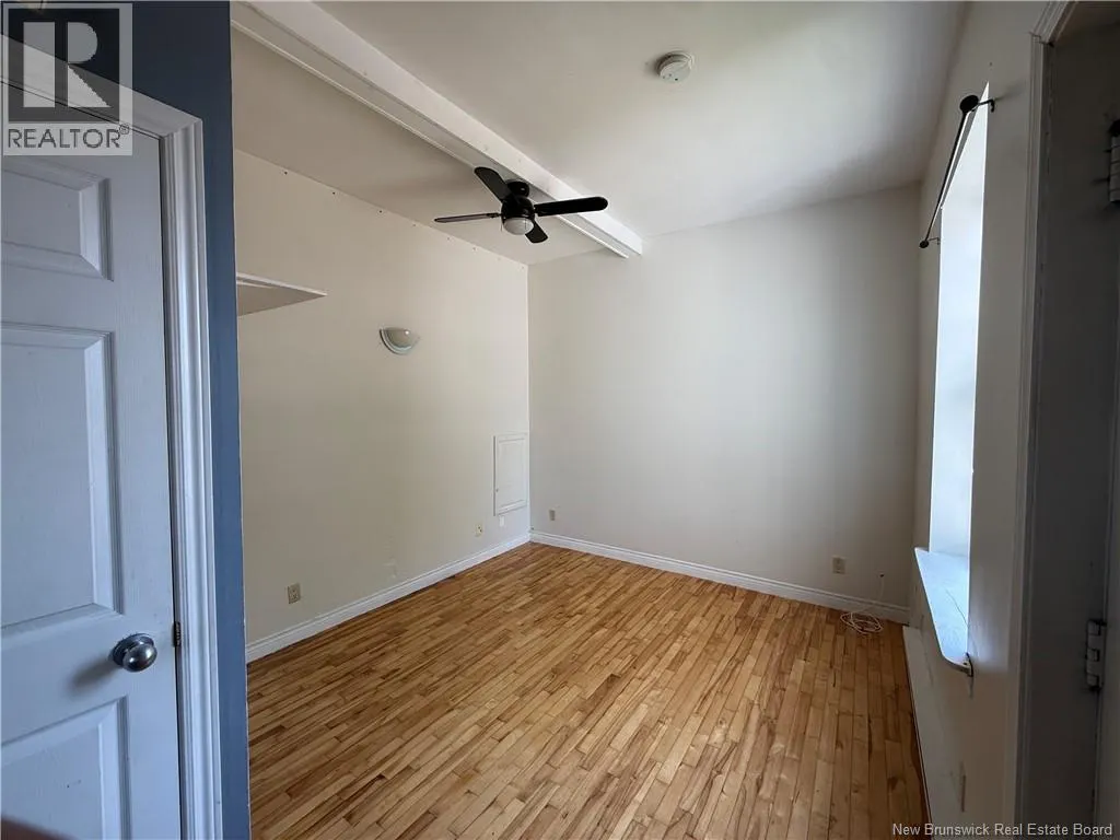 7 Woodlawn Road
