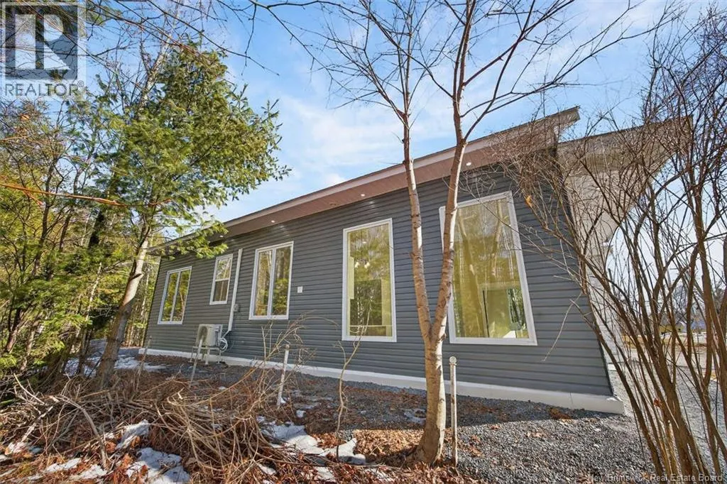 24 Murray Avenue