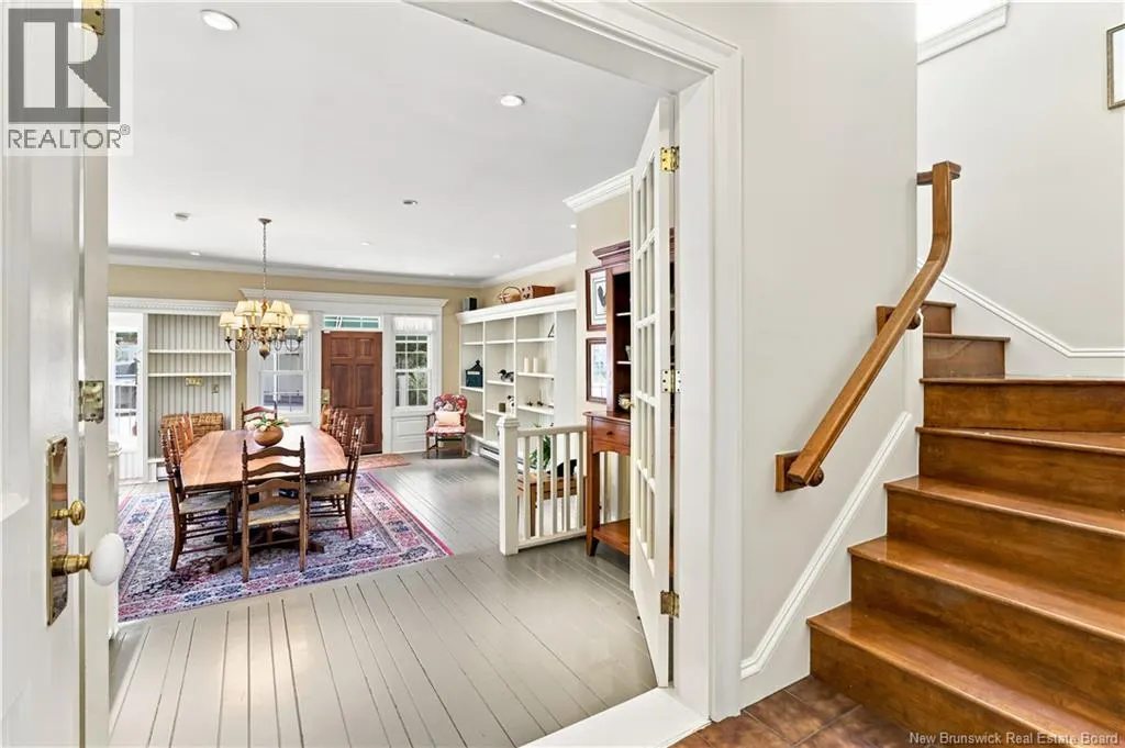 916 Riverside Drive