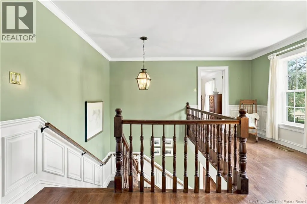 916 Riverside Drive