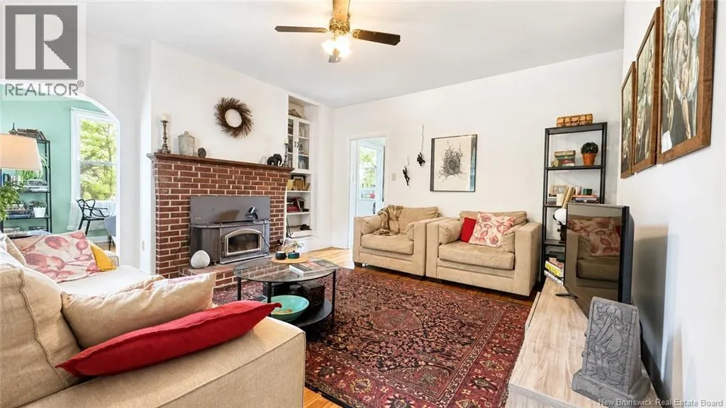 115-123 Pond Shore Road