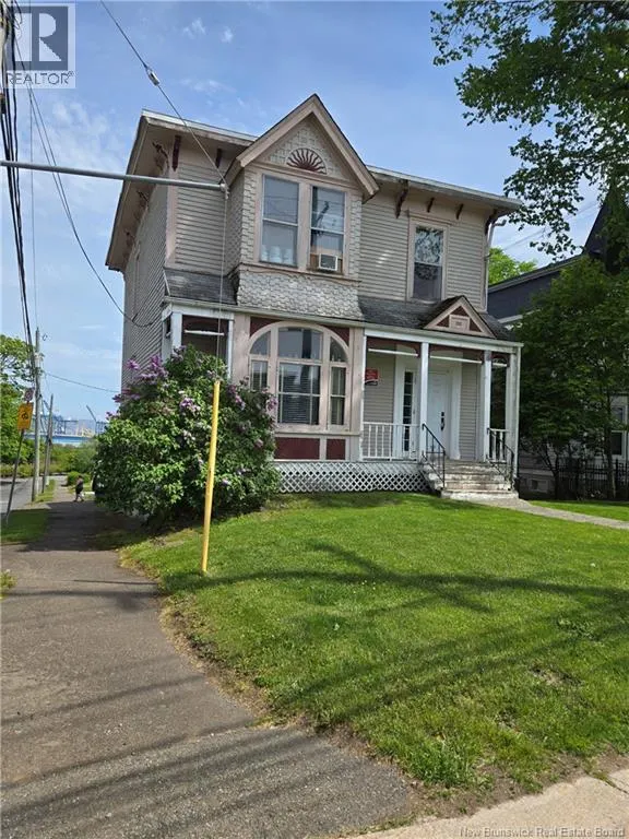 212 Douglas Avenue