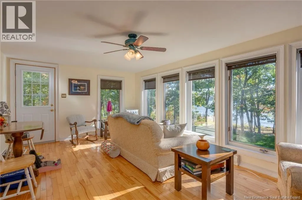 3049 Lower Cambridge Road