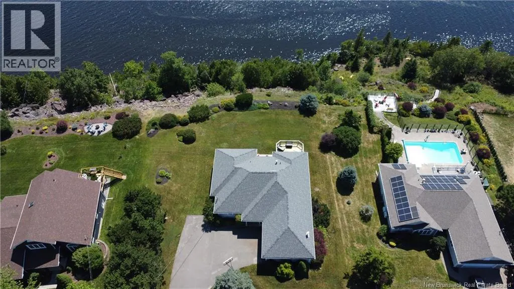 91 Rivershore Drive