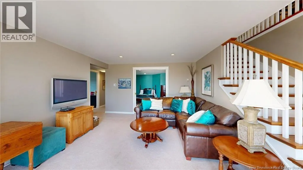 91 Rivershore Drive