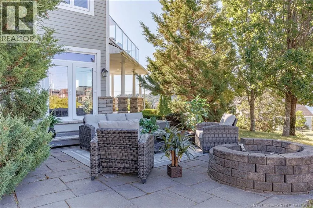 5 Admiralty Drive