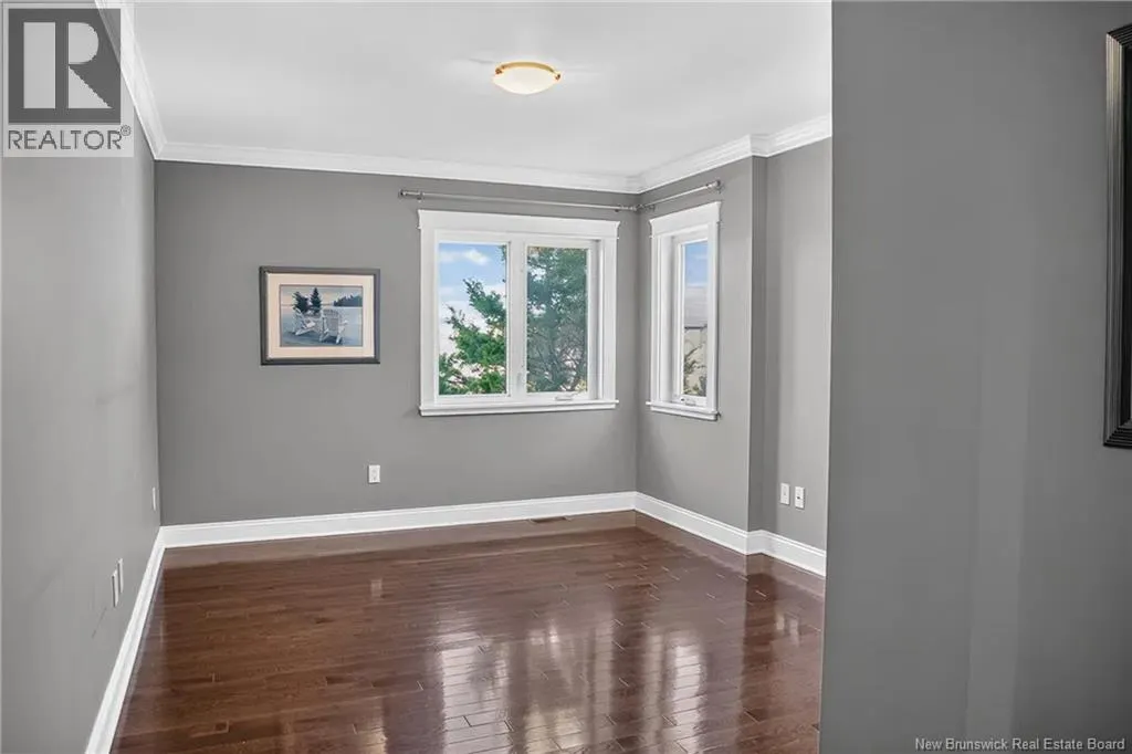 5 Admiralty Drive