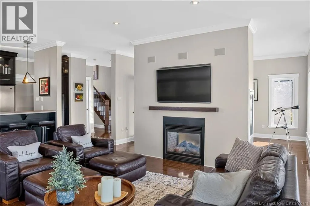 5 Admiralty Drive