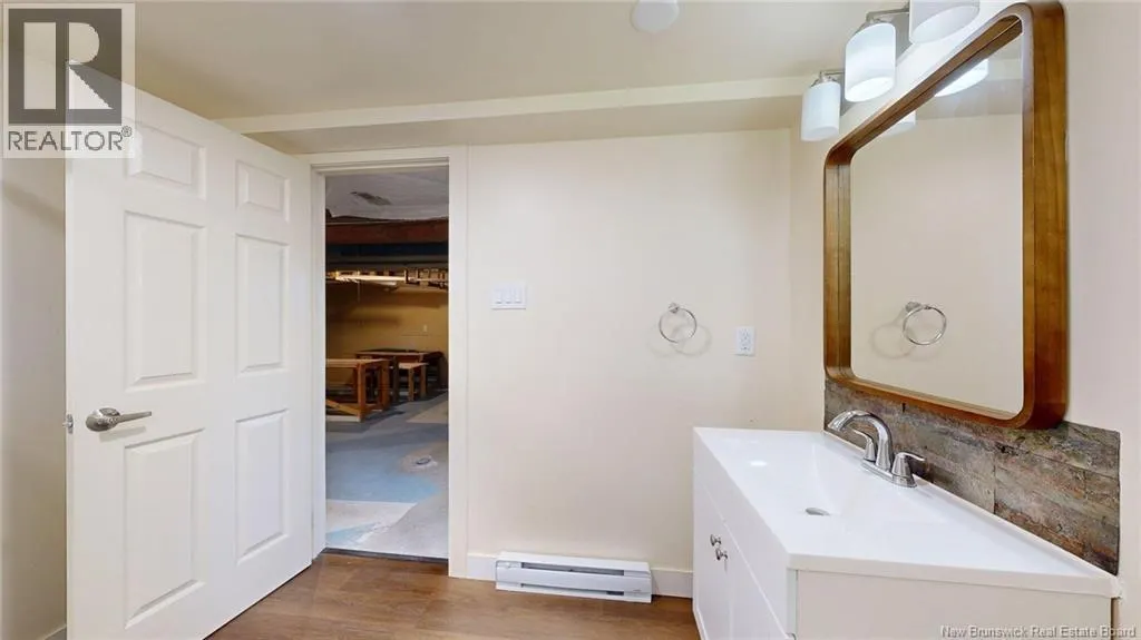 21 Bedell Avenue