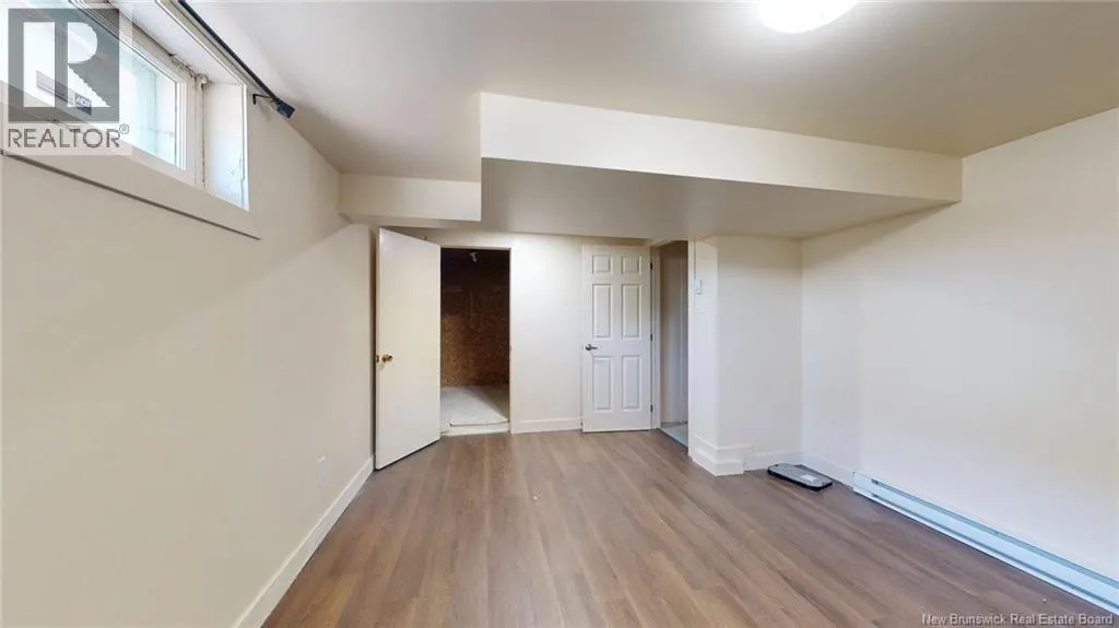 21 Bedell Avenue