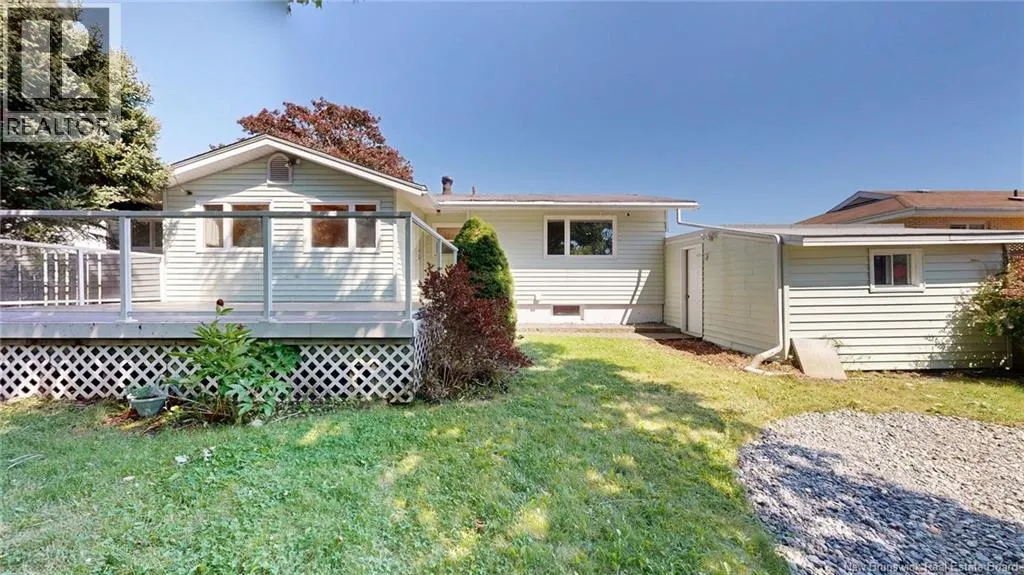 21 Bedell Avenue