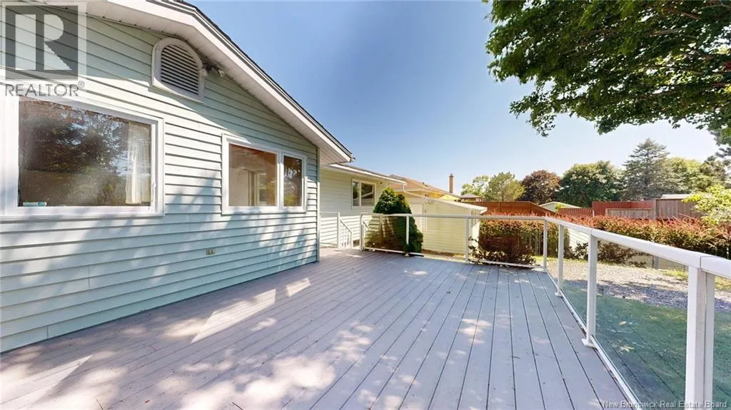 21 Bedell Avenue