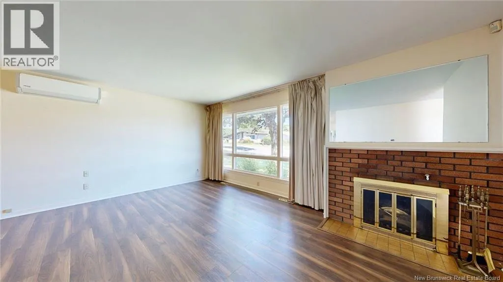 21 Bedell Avenue