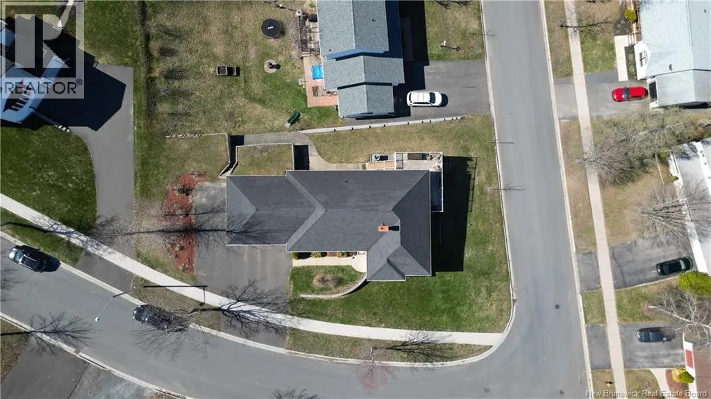 15 Talisman Crescent