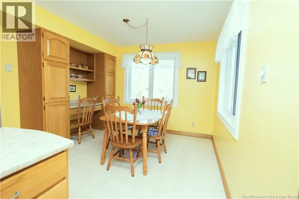 15 Talisman Crescent