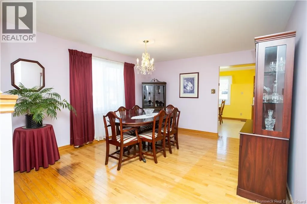 15 Talisman Crescent