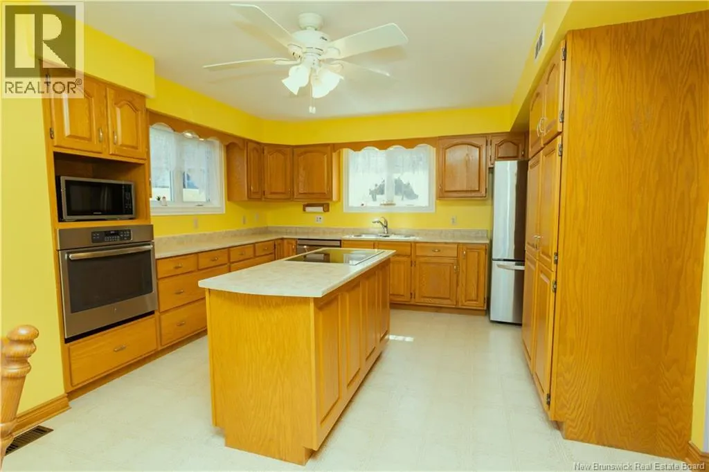 15 Talisman Crescent