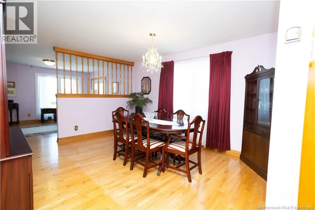 15 Talisman Crescent