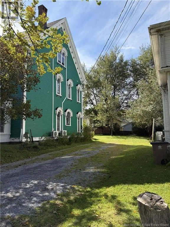 406-408 Algonquin Place