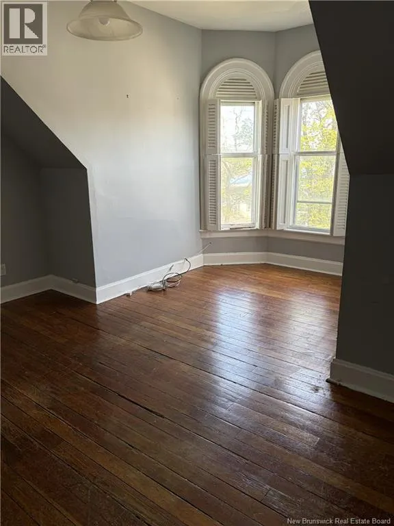 406-408 Algonquin Place