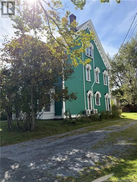 406-408 Algonquin Place