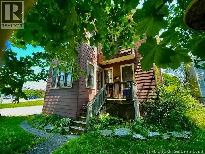 102-104 Lansdowne Avenue