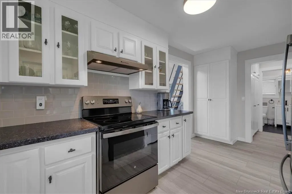 242 Fiander Road