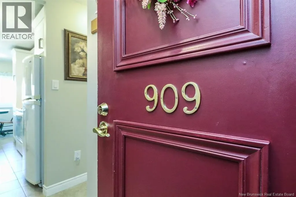310 Woodward Unit# 909