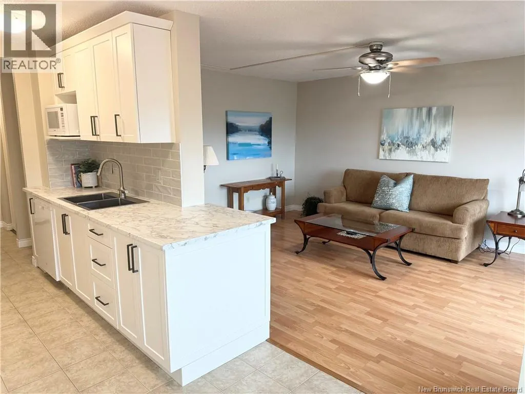310 Woodward Unit# 909