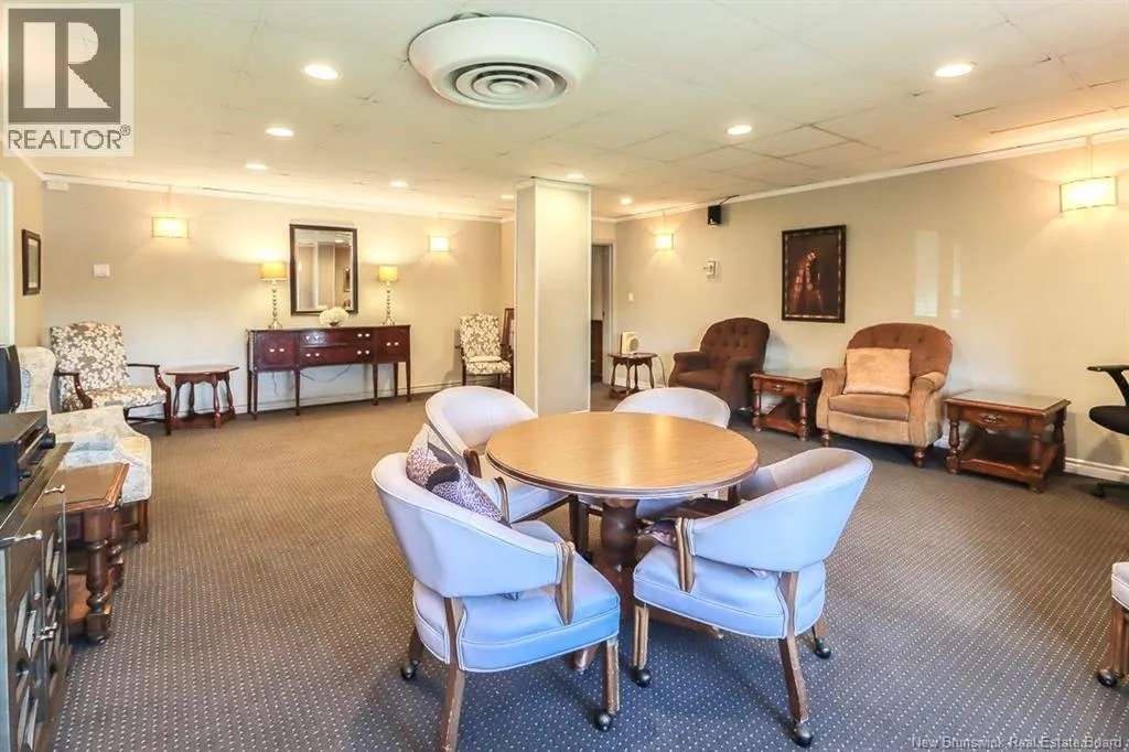 310 Woodward Unit# 909