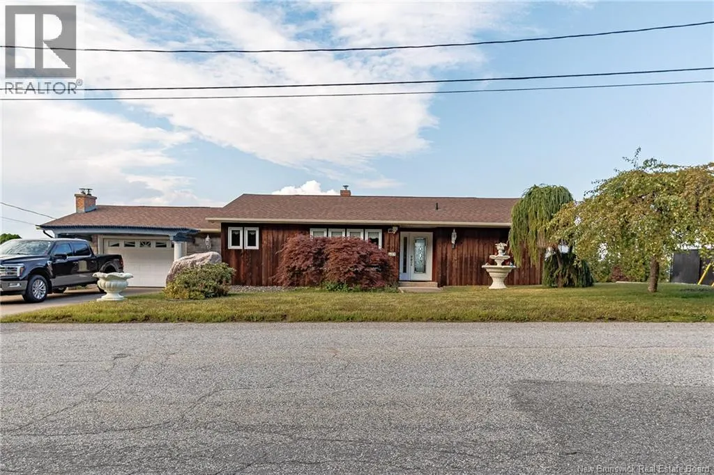 127 Bay Crescent Drive