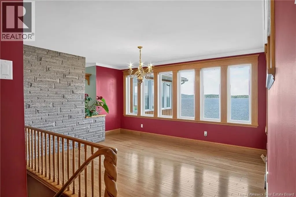 127 Bay Crescent Drive