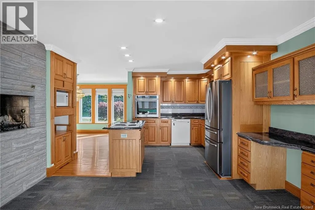 127 Bay Crescent Drive