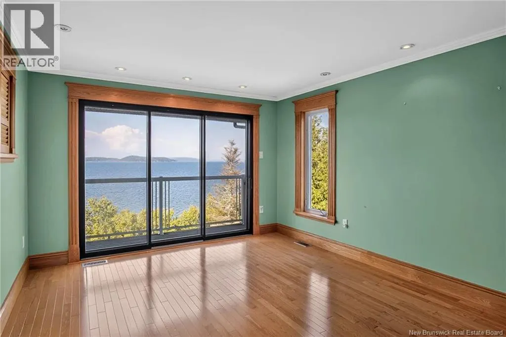 127 Bay Crescent Drive