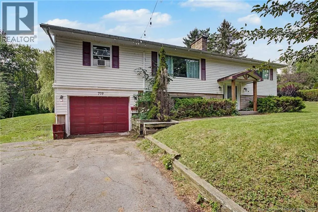 719 Glengarry Place