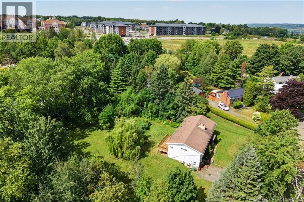719 Glengarry Place
