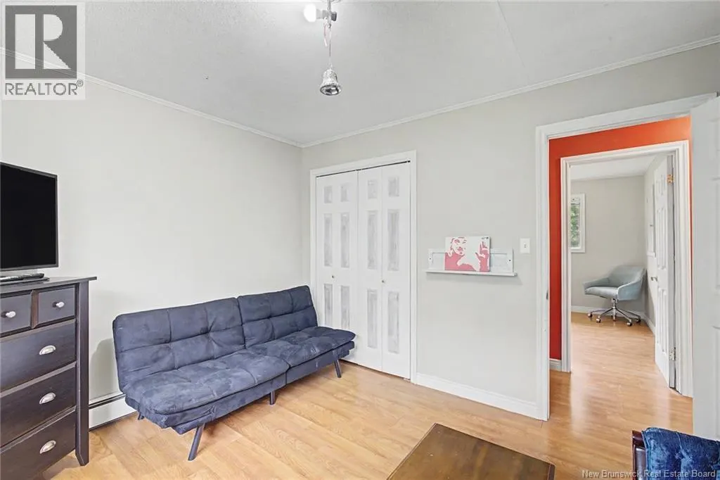 719 Glengarry Place