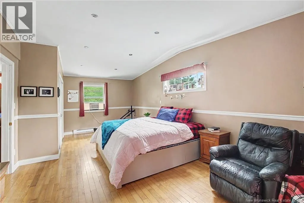 719 Glengarry Place
