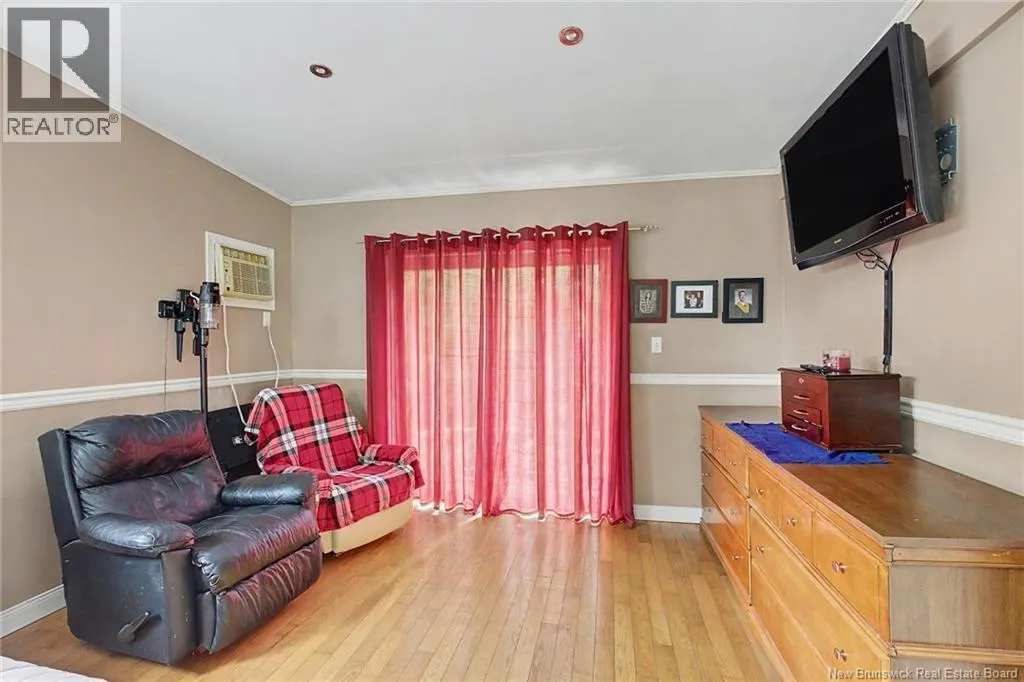 719 Glengarry Place