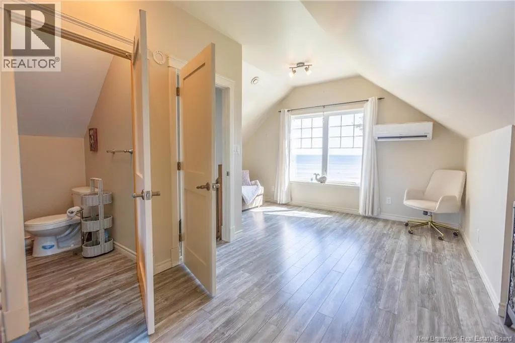 954 Route 960