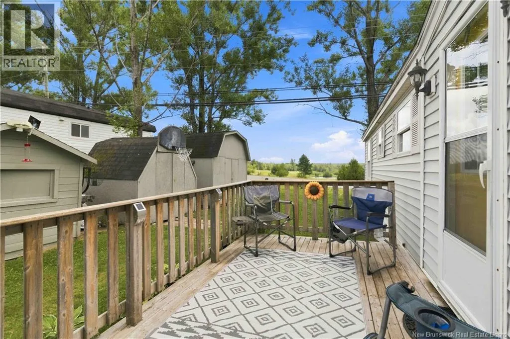 99 Hedgeview Drive