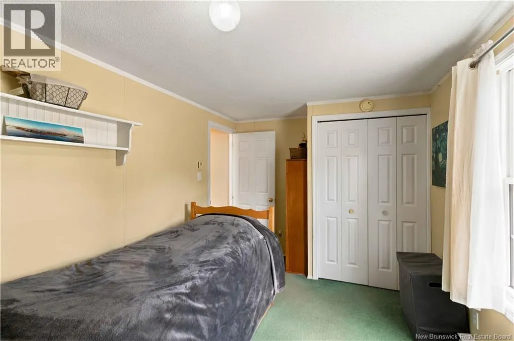 99 Hedgeview Drive