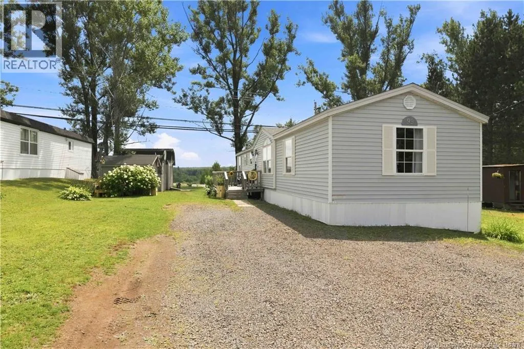 99 Hedgeview Drive