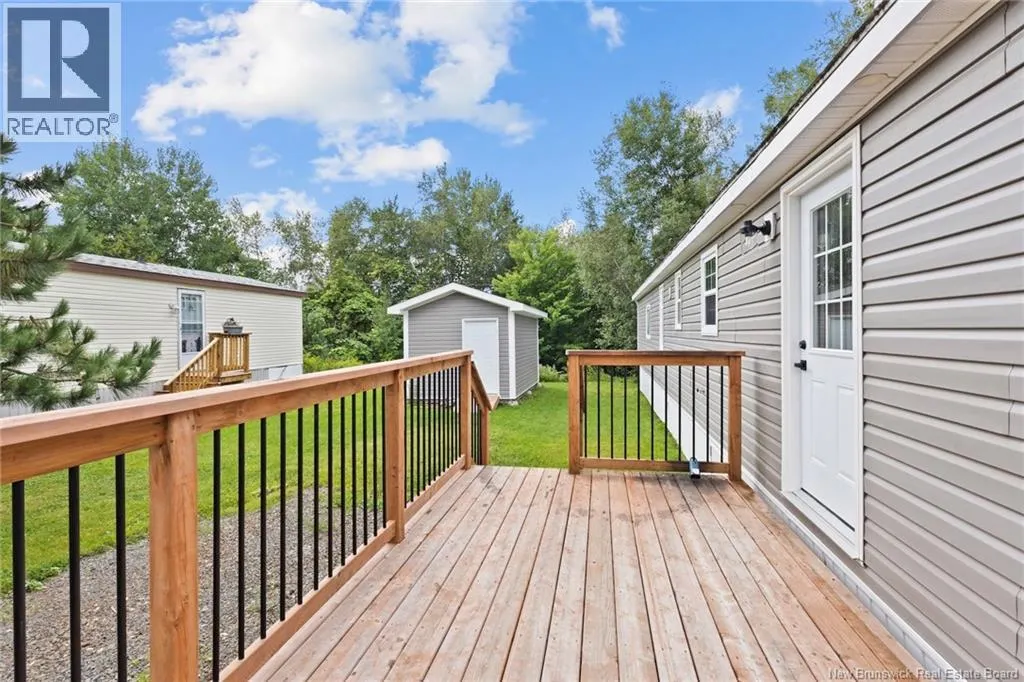 83 Leafwood Crescent